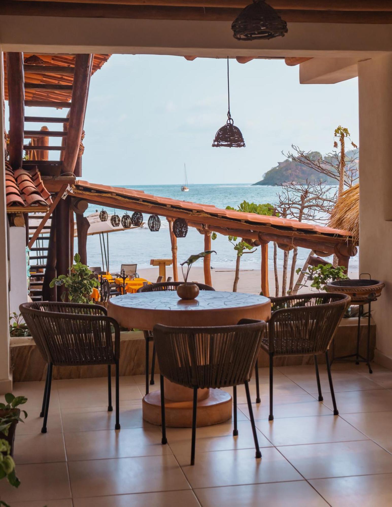 Arena Suites Zihuatanejo Exteriér fotografie